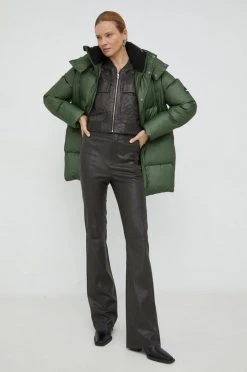 Γυναικεία Κοντά μπουφάν Μπουφάν Rains Boxy Puffer Parka , χρώμα: πράσινο -Ρούχα Rains unnamed file 48