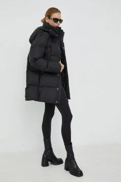Γυναικεία Κοντά μπουφάν Μπουφάν Rains Boxy Puffer Parka , χρώμα: μαύρο -Ρούχα Rains unnamed file 60